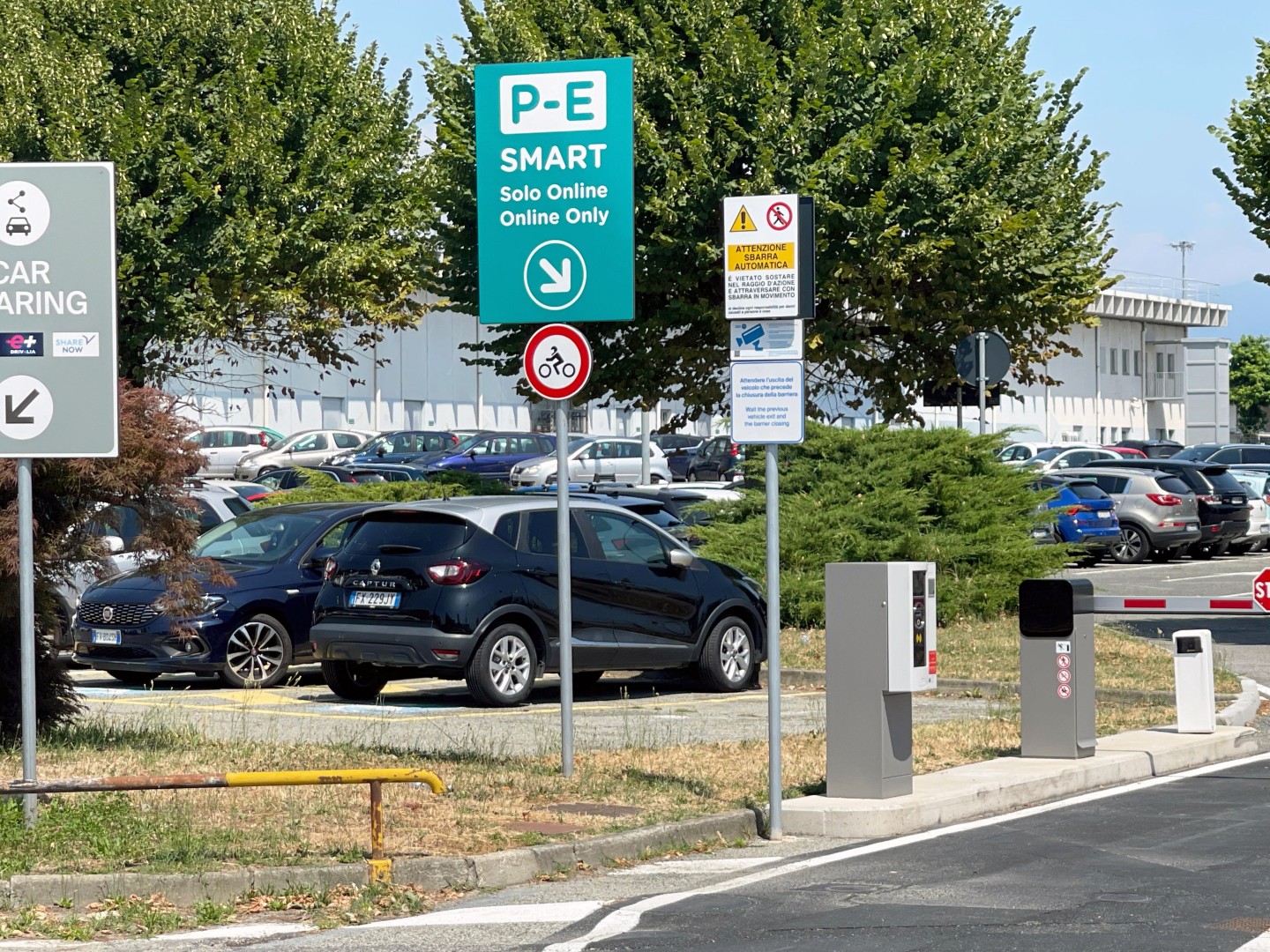 Accesso tramite lettura targa al Parcheggio P-E Smart dell'Aeroporto di Torino